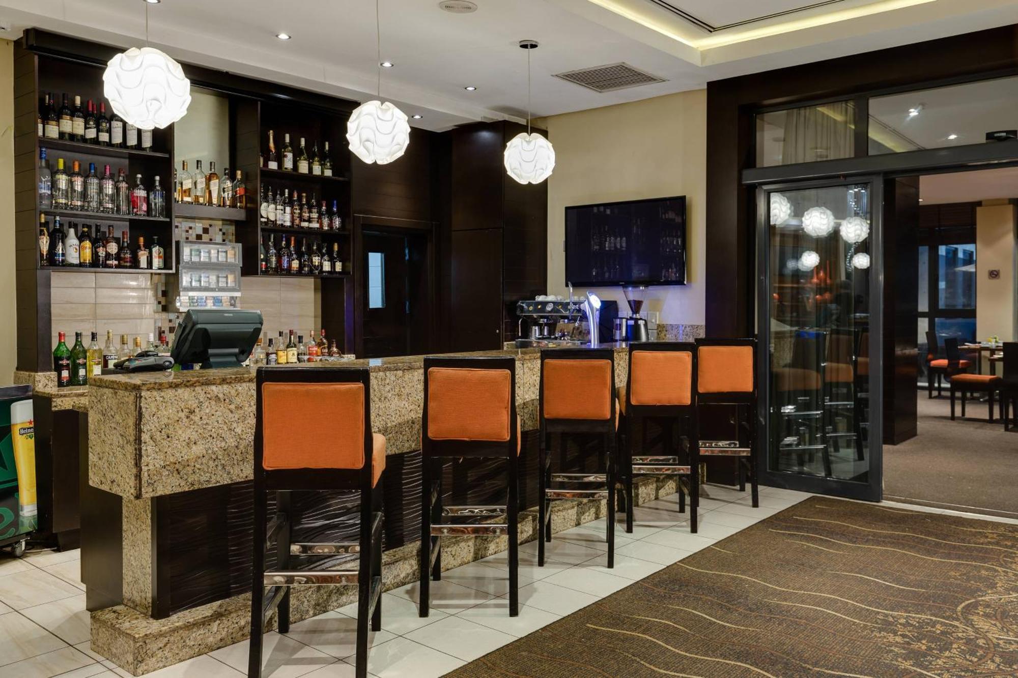 Protea Hotel By Marriott Ikeja Select Lagos Zewnętrze zdjęcie