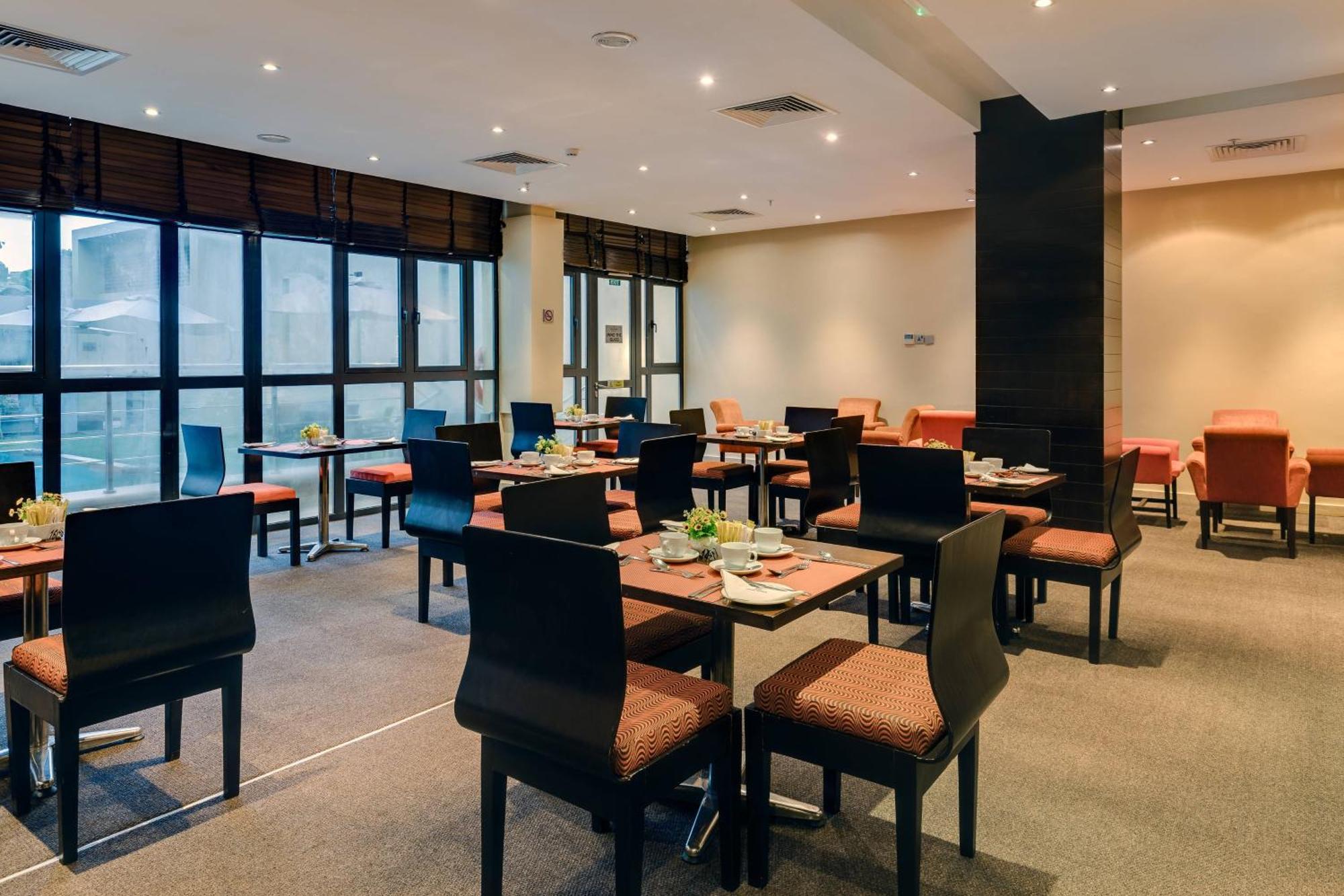 Protea Hotel By Marriott Ikeja Select Lagos Zewnętrze zdjęcie