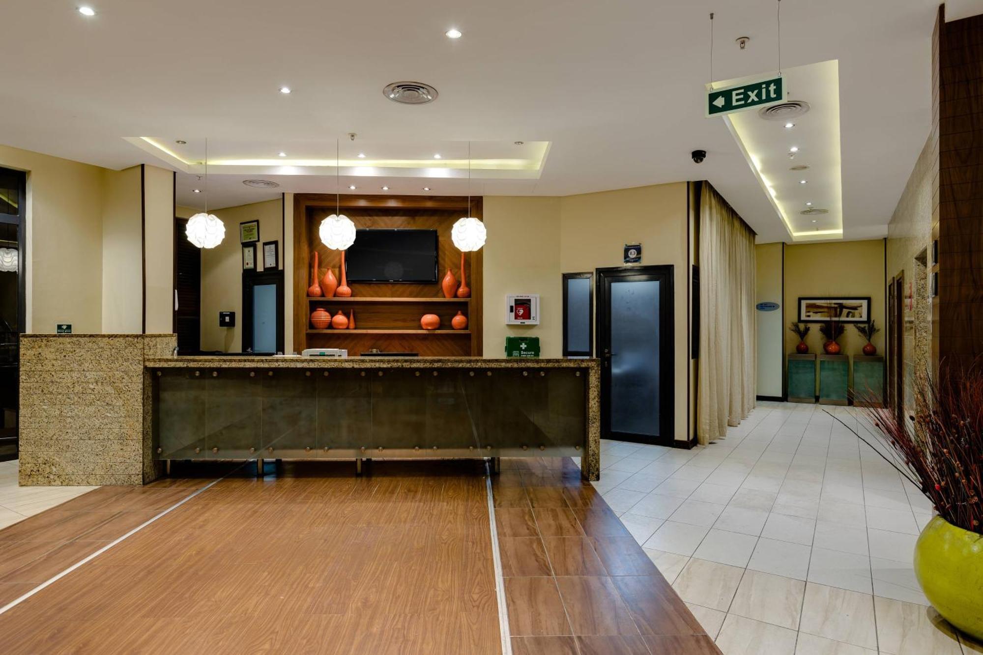 Protea Hotel By Marriott Ikeja Select Lagos Zewnętrze zdjęcie