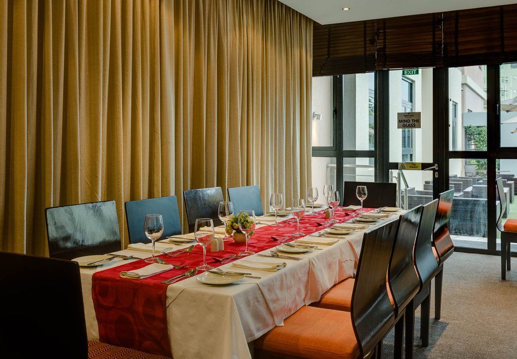 Protea Hotel By Marriott Ikeja Select Lagos Zewnętrze zdjęcie