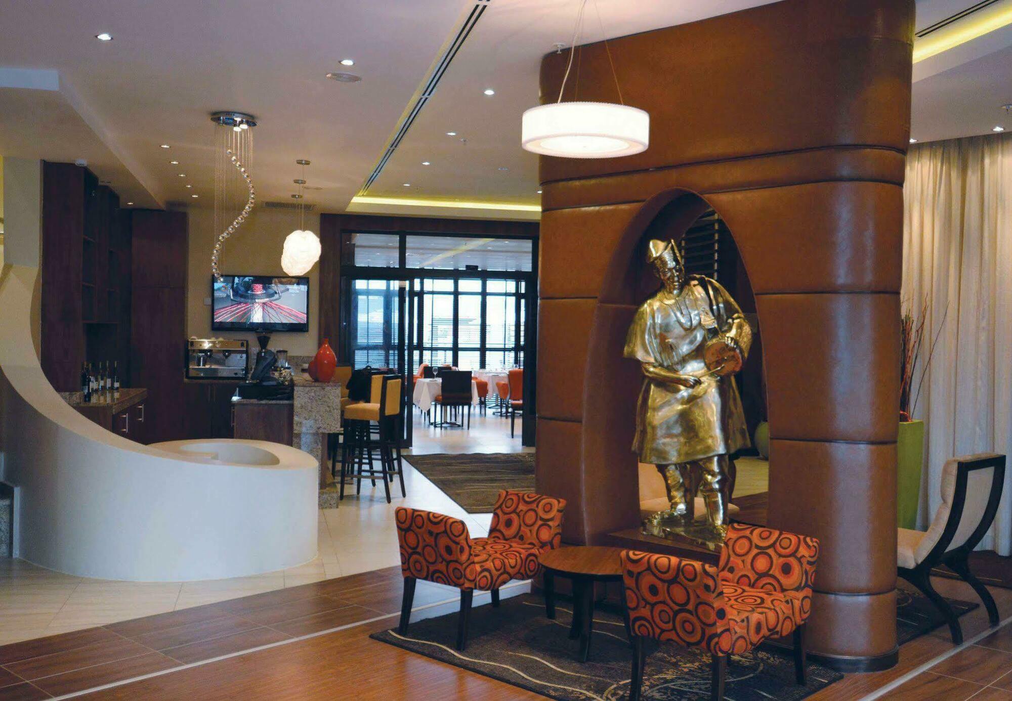 Protea Hotel By Marriott Ikeja Select Lagos Zewnętrze zdjęcie
